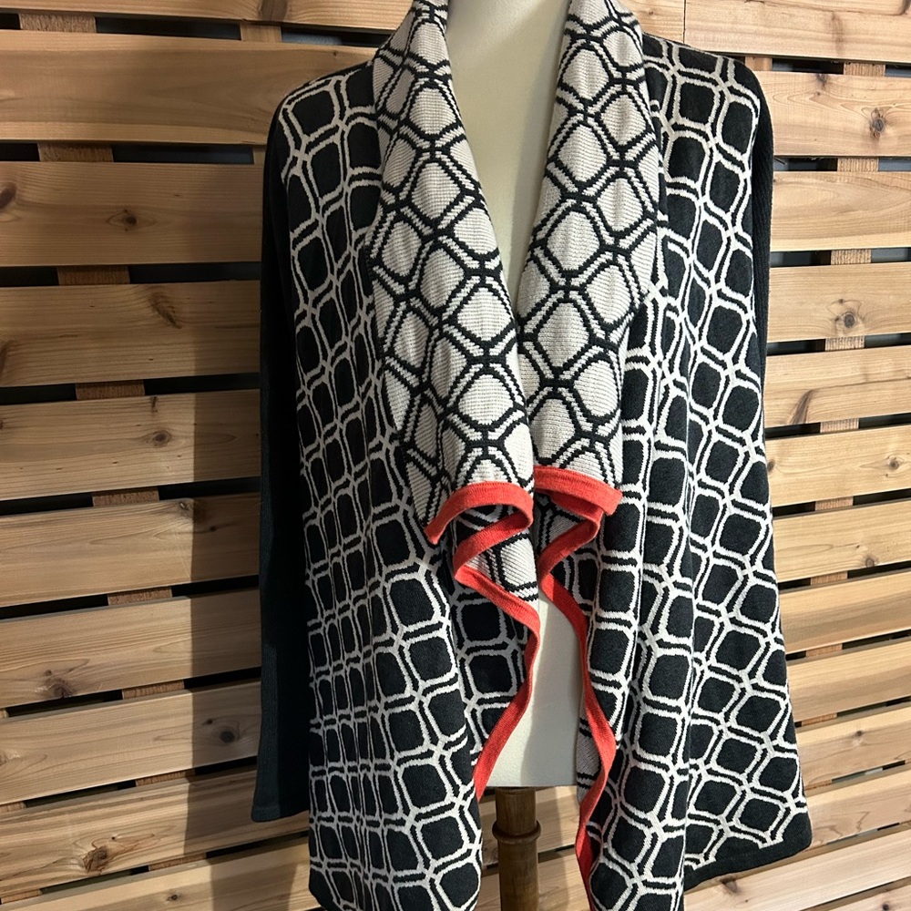 41 Hawthorn Geometric dark gray/black and cream sweater with coral  trim